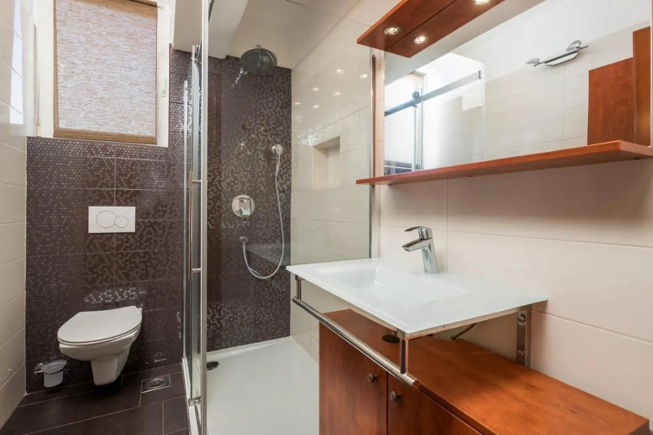 Apartment Dani Bogdesic Baška 0*,  Croazia